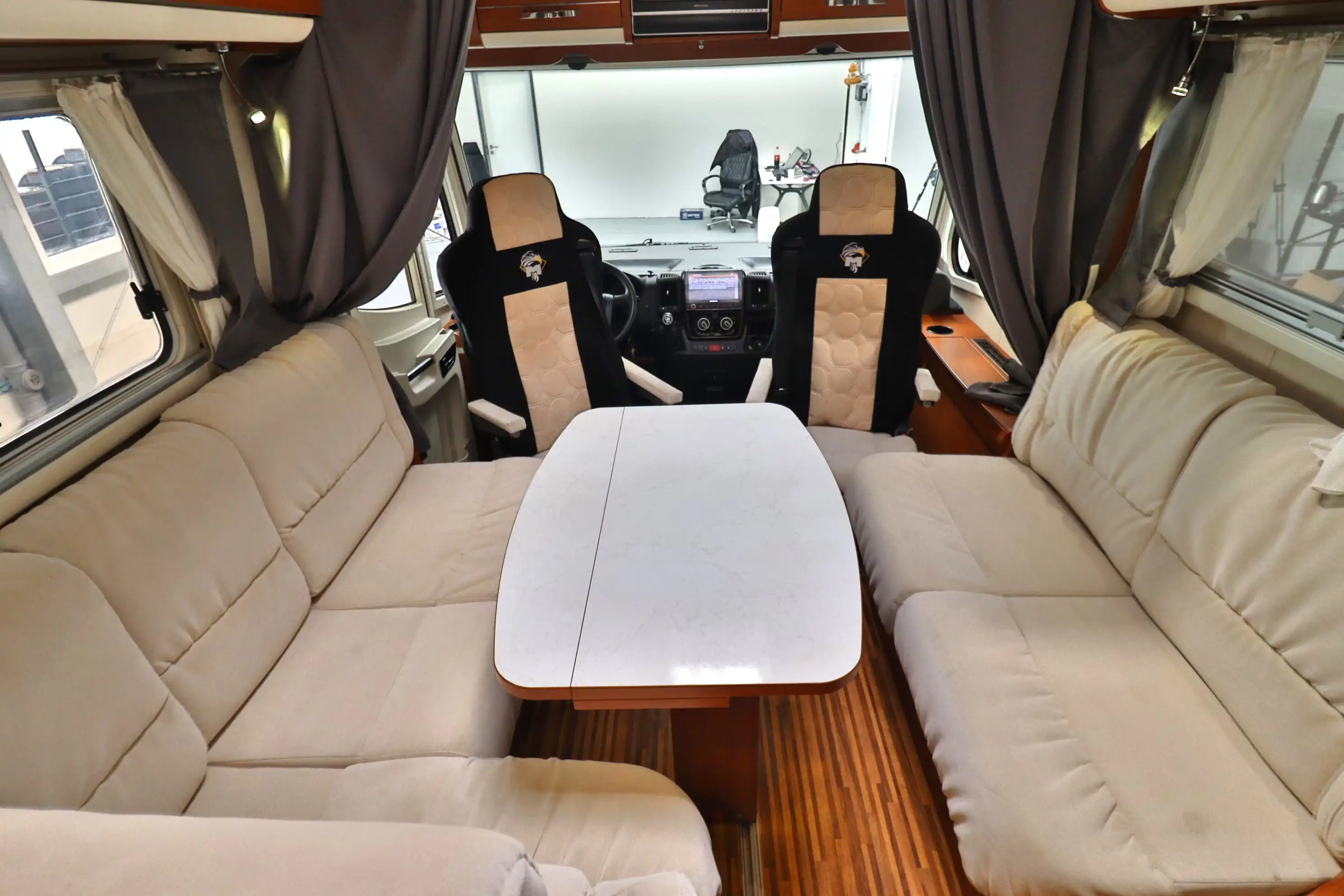 HYMER-ERIBA Future 430 T 